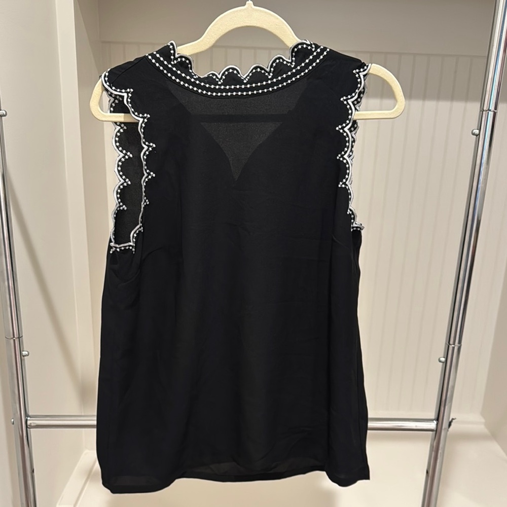 Ann Taylor Black Sleeveless Blouse with White Trim